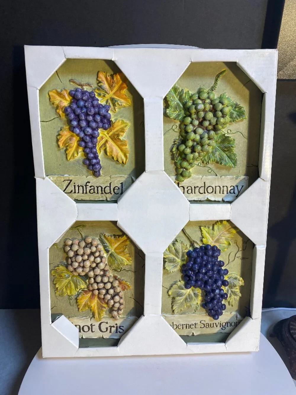 Vintage 3D Resin Wine Grape Wall Plaques Set of 4